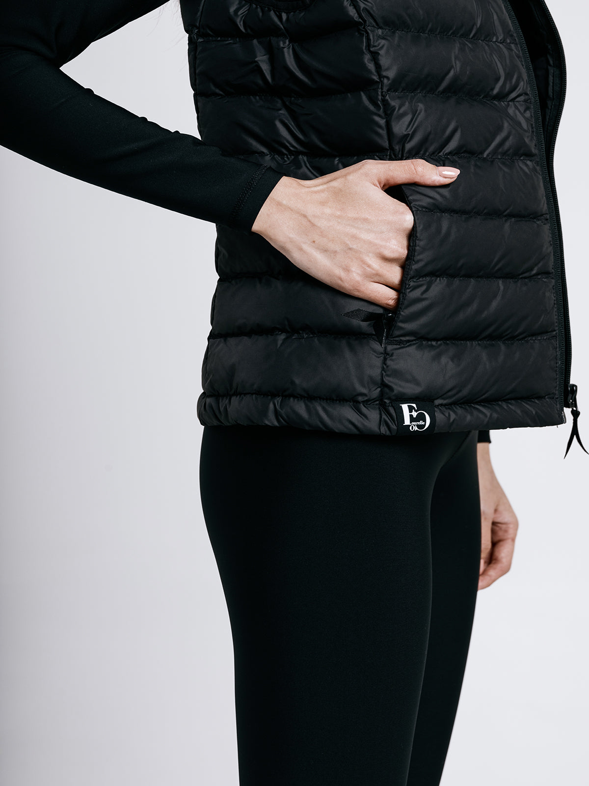 Fekete puffer mellény